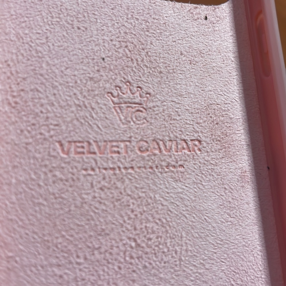 iPhone 12 ProMax case - Picture 2 of 3